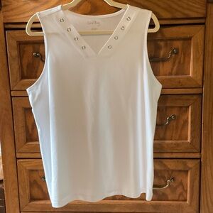 Coral Bay White Top with Metallic Accents